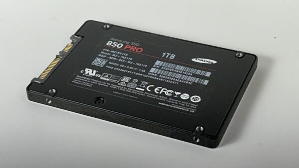 1TB SSD Samsung SATA drive (renewed) - Image 3