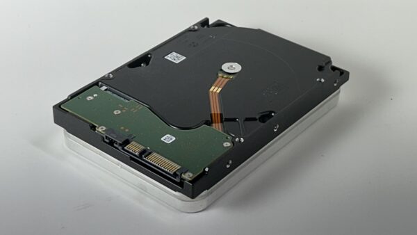 16TB Seagate Exos SATA hard drive - Image 2